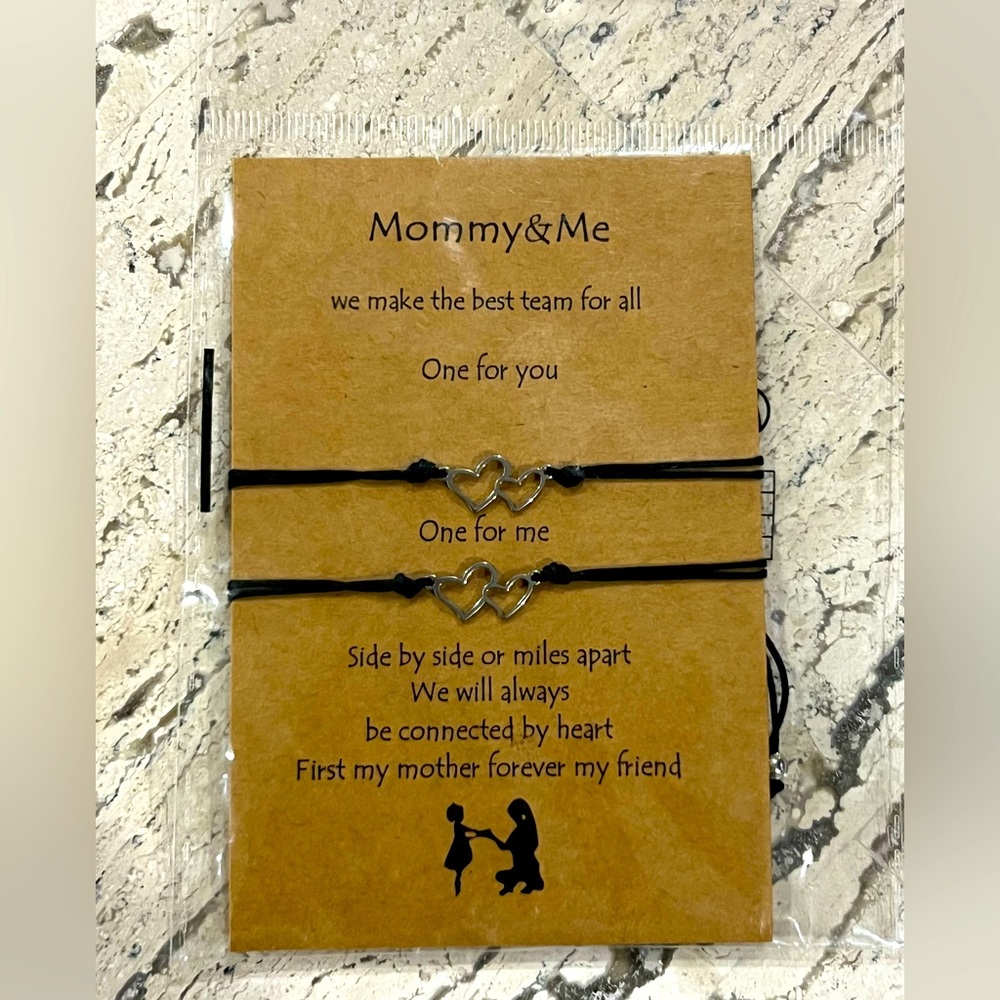 SALE ‼️Price Drop! Black and Silver Mommy and Me Heart Bracelets Set❤️❤️